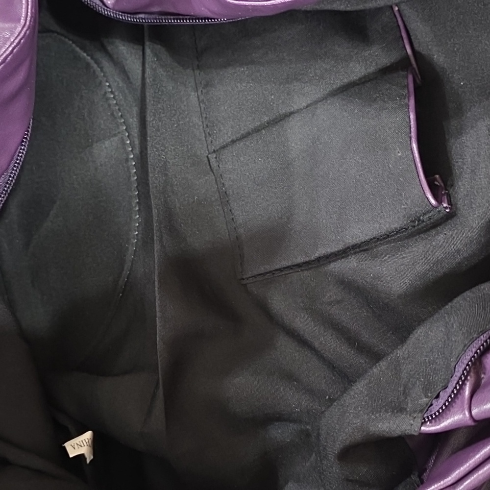 Chloe?? Large Hobo Bag Purse Purple Faux Leather Big Bead Zips Key Chain *READ* - Picture 9 of 13